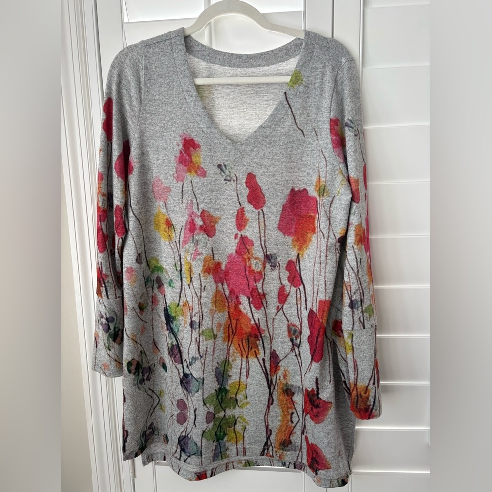 Coldwater Creek Floral V-neck Tunic
